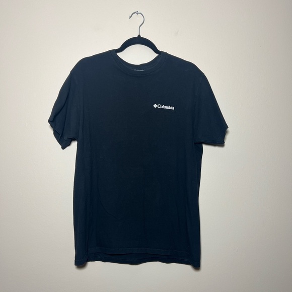 Columbia Men’s Black Graphic T Shirt - Picture 1 of 7